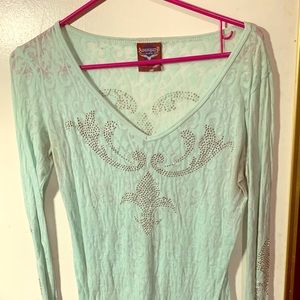 Avengard long sleeve lace top